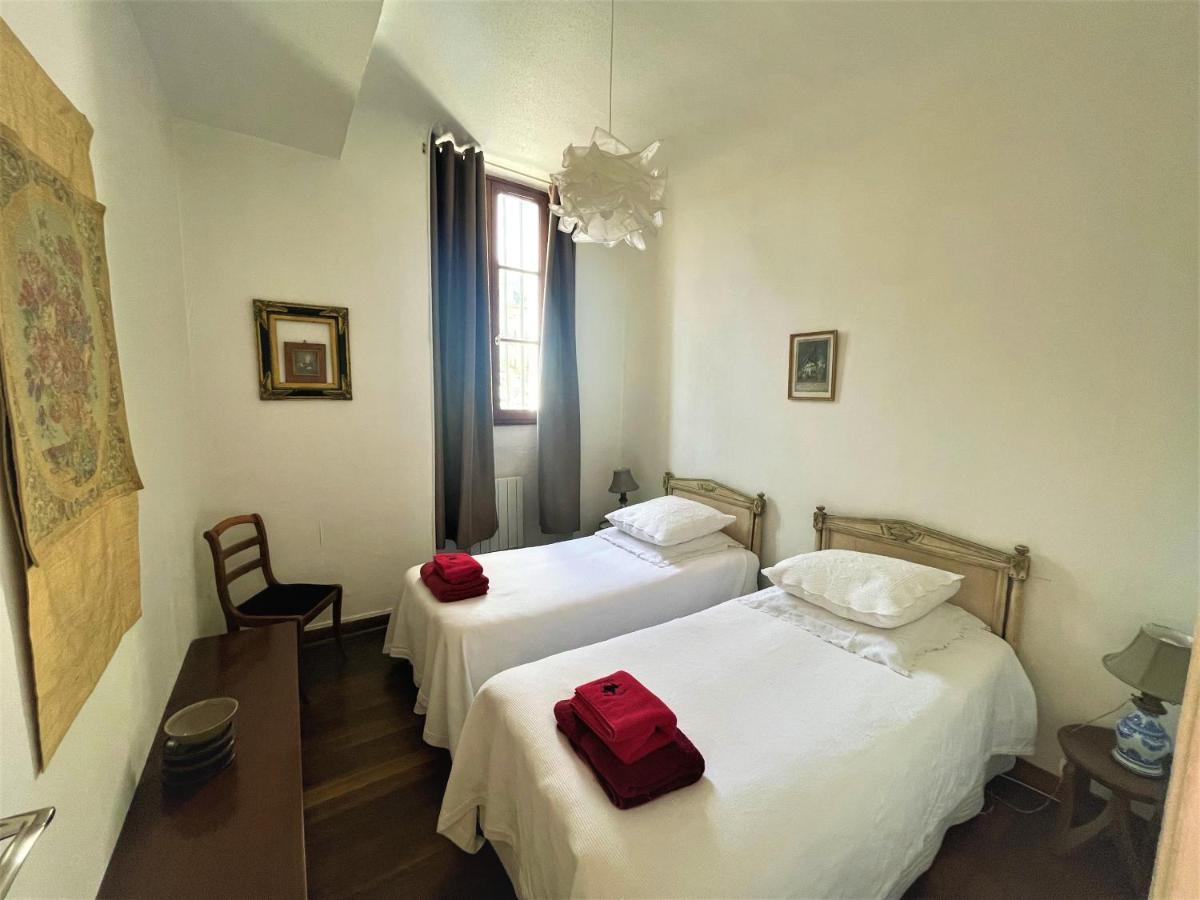 Tres Bel Appartement Dijonnais Place Wilson Gutembert Exterior foto